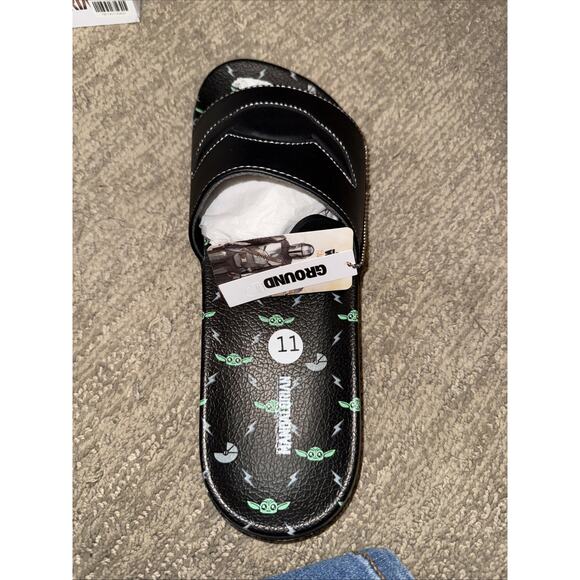 Disney Ground up Star Wars The Mandalorian Baby Yoda Adult Sandal Slides Size 11 - Picture 1 of 7